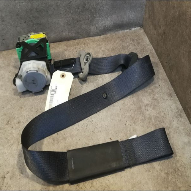 Ceinture avant droite occasion TOYOTA YARIS II Phase 1 12-2005->11-2009 1.0 VVTI 732100D190C0 1