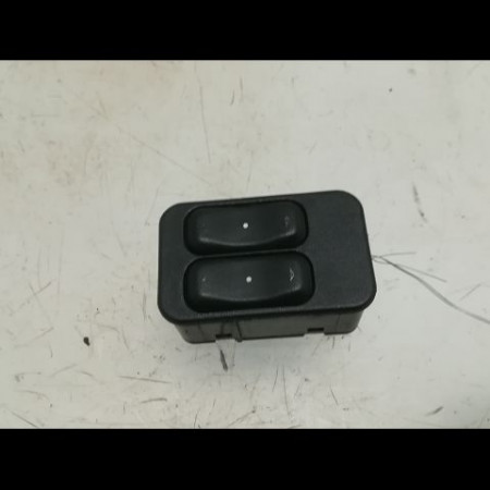 Commande lève-glace porte avant gauche occasion OPEL ASTRA II Phase 1 04-1998->09-2004 1.7 16v DTI 75ch 9100301