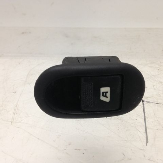 Commande lève-glace porte avant droite occasion CITROEN C3 I Phase 1 04-2002->10-2005 1.4 HDi 1