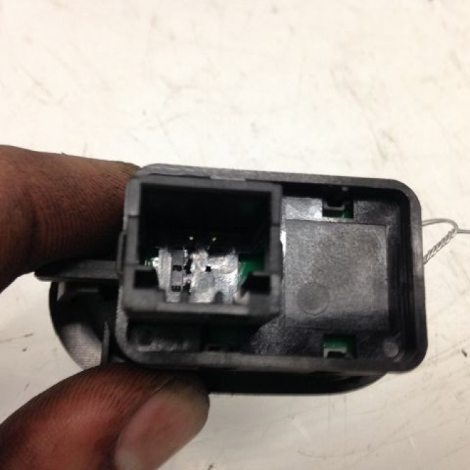 Commande lève-glace porte avant droite occasion CITROEN C3 I Phase 1 04-2002->10-2005 1.4 HDi 3