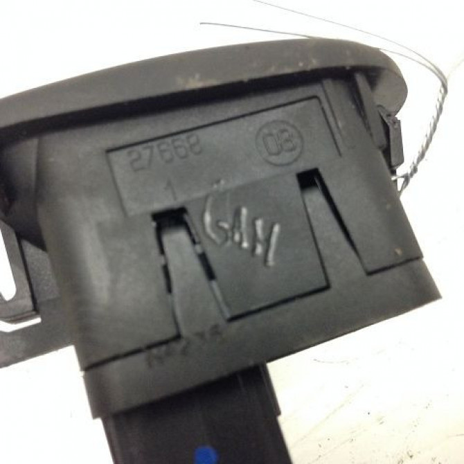 Commande lève-glace porte avant droite occasion CITROEN C3 I Phase 1 04-2002->10-2005 1.4 HDi 4