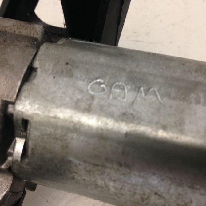 Moteur essuie-glace arrière occasion RENAULT MEGANE II Phase 1 09-2003->12-2005 1.5 DCI 80ch 8200080900 4