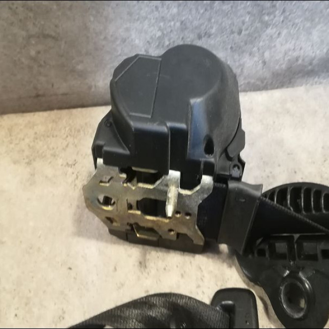 Ceinture arrière droite occasion VOLKSWAGEN POLO III Phase 1 10-1994->11-1999 1.6 6N0857805HEX 3