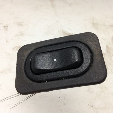 Commande lève-glace porte avant droite occasion OPEL MERIVA I Phase 2 01-2006->09-2010 1.3 CDTI 75ch 24411032