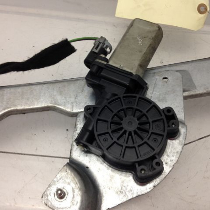 Mecanisme+moteur leve-glace avg occasion DACIA SANDERO I Phase 1 06-2008->10-2012 1.2 16v 75ch 8200733829 2