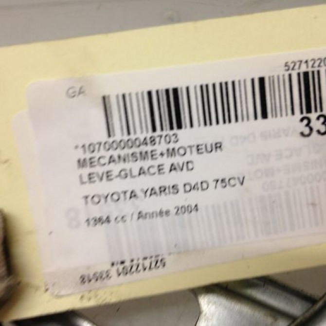 Mecanisme + moteur lève-glace avant droit occasion TOYOTA YARIS I Phase 2 03-2003->12-2005 75 D-4D 698100D010 4