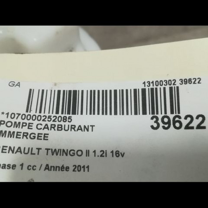 Pompe à carburant immergée occasion RENAULT TWINGO II Phase 1 06-2007->11-2011 1.2i 16v 75ch 8200368239 3