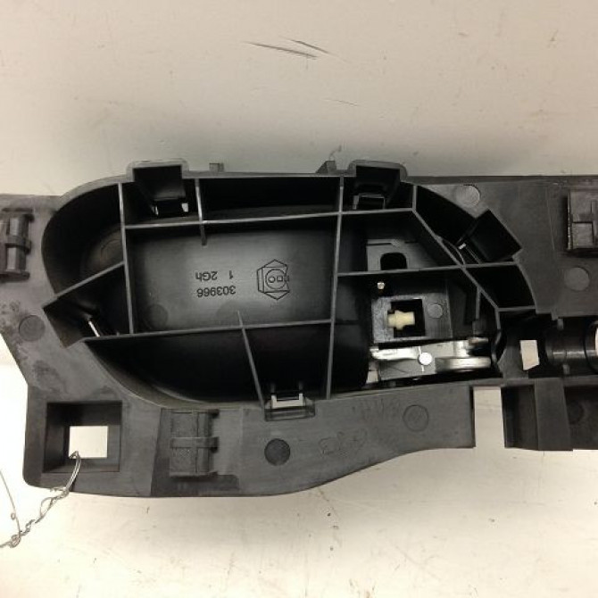 Poignee int porte arg occasion PEUGEOT 207 Phase 1 04-2006->06-2013 9143L8 2