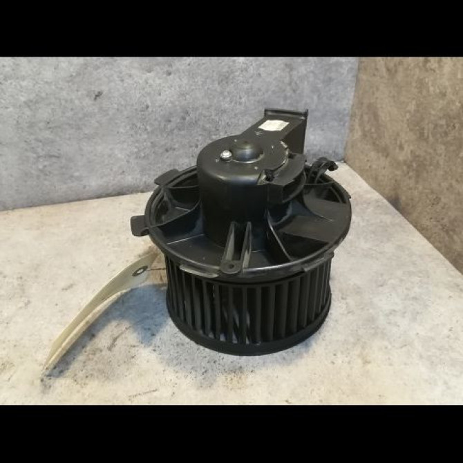 Ventilateur de chauffage occasion PEUGEOT 206 Phase 1 09-1998->03-2009 1.1i 6441J8 1
