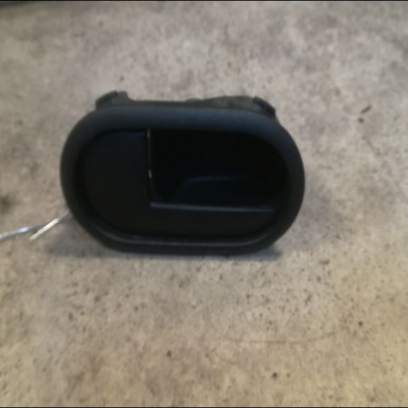 Poignee int porte arg occasion FORD FIESTA V Phase 1 09-2002->10-2005 1.6 TDCI 1329940