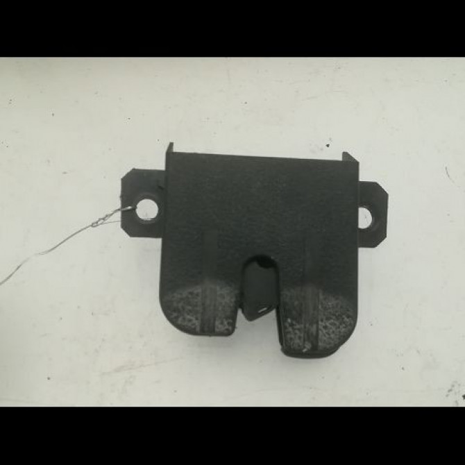 Serrure hayon occasion VOLKSWAGEN GOLF IV GOLF IV Phase 1 1998-01-01->2005-06-30 1.9 TDI 90ch 1J9827505B41 1