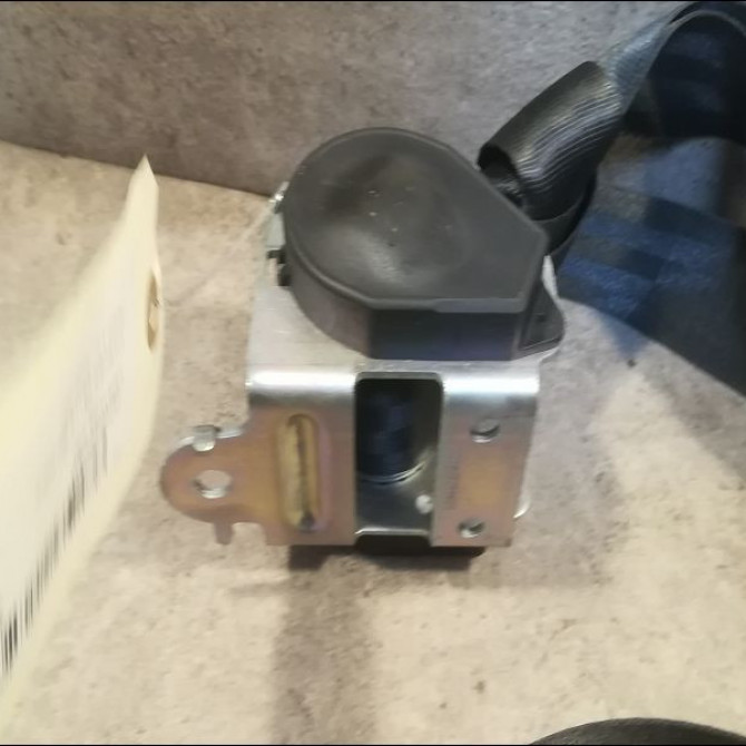 Ceinture arrière gauche occasion CITROEN C4 I Phase 1 11-2004->07-2008 1.6 HDi 110ch 8974JK 3