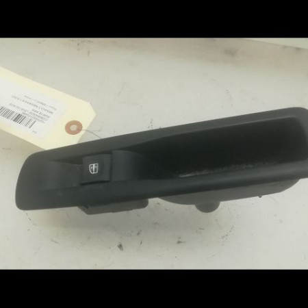 Commande leve-glace porte arrière gauche occasion RENAULT MEGANE III MEGANE III Phase 1 BREAK 2009-06-01->2012-01-31 1.5 DCI 90ch