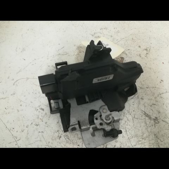 Serrure porte arg occasion AUDI A2 Phase 1 07-2000->12-2005 1.4 TDI 75ch 8Z0839015D 2