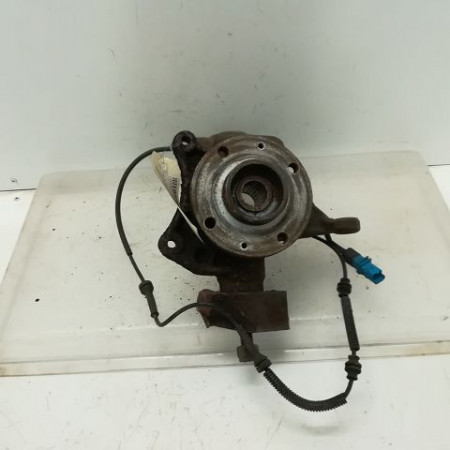 Moyeu avg occasion CITROEN C5 I Phase 1 03-2001->09-2004 2.2 HDi 330775