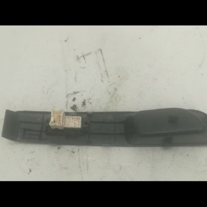 Commande lève-glace porte avant droite occasion NISSAN MICRA III Phase 3 11-2007->11-2010 1.5 DCI 90ch 254111VX0A 2