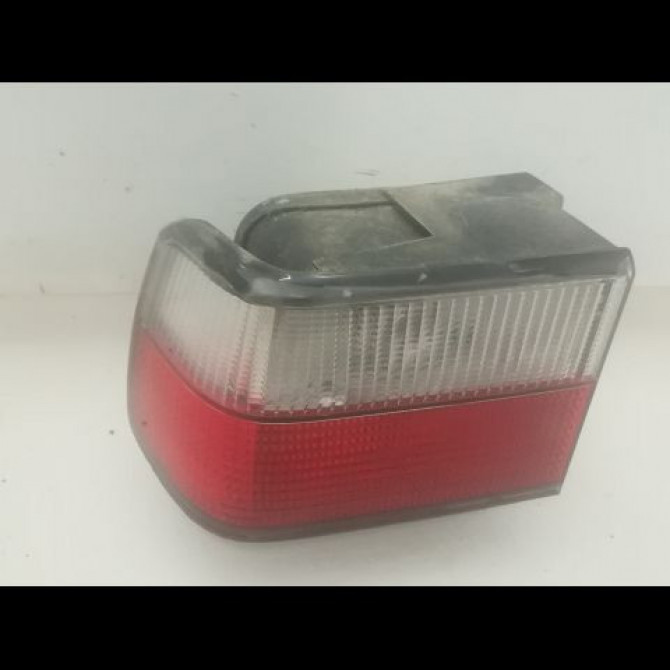 Feu arrière gauche occasion CITROEN XANTIA Phase 2 12-1997->06-2001 2.0 HDi 90ch 6350K0 1