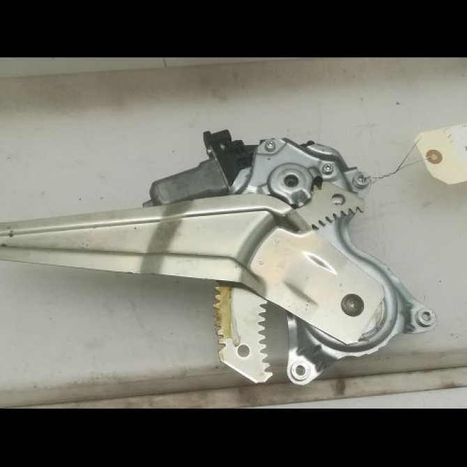 Mecanisme+moteur leve-glace arg occasion SUZUKI SWIFT IV Phase 1 09-2010->... 1.2 VVT 94ch 8354061M00 2