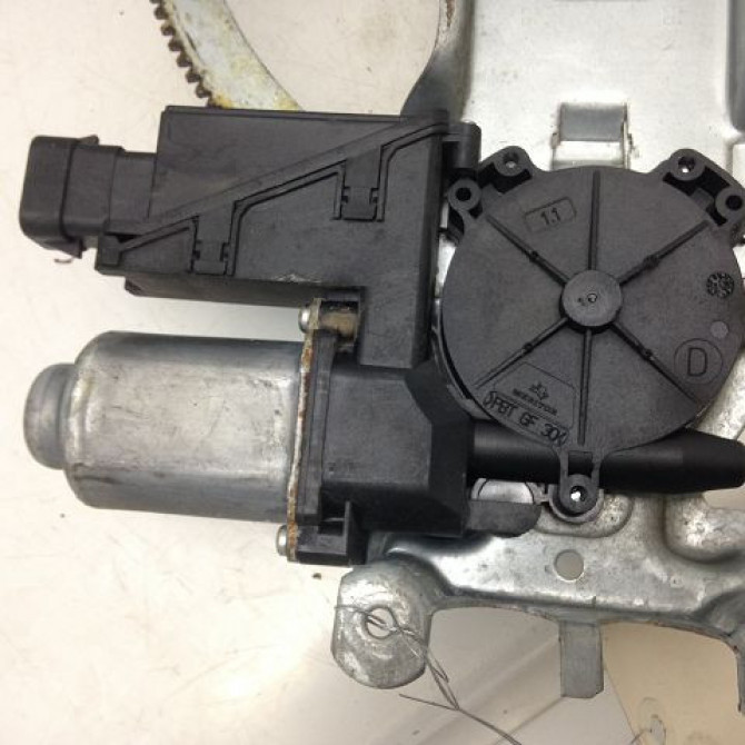 Mecanisme+moteur leve-glace avg occasion OPEL MERIVA I Phase 1 04-2003->12-2005 1.7 CDTI 93186830 2
