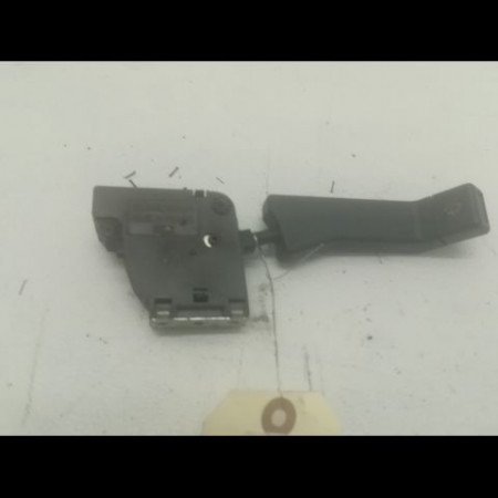 Commande essuie glace occasion RENAULT 21 Phase 2 07-1989->09-1994 2.1 D 7700765710