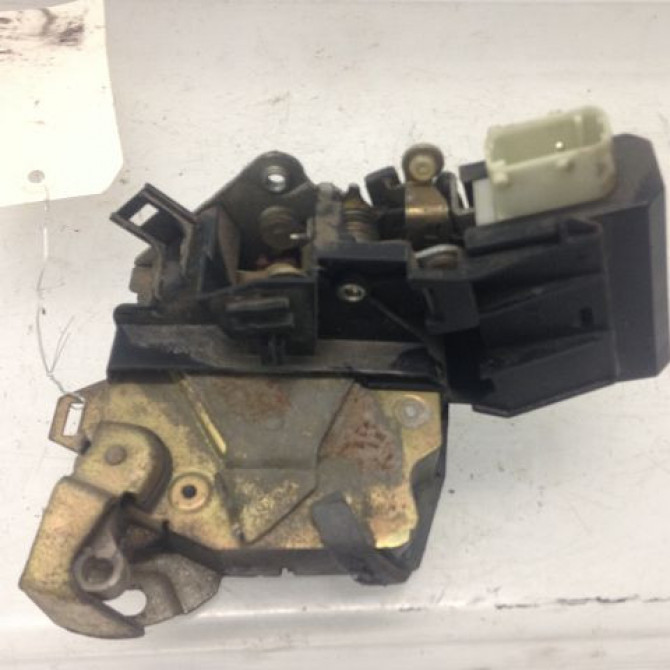 Serrure porte arg occasion B.M.W. SERIE 5 IV Phase 2 07-2000->07-2003 530d 51228125671 3