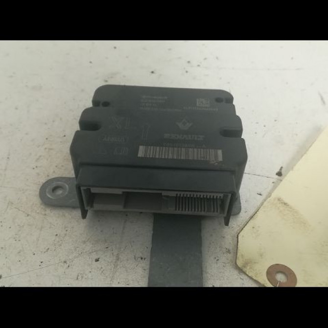 Boitier pyrotechnique occasion RENAULT CLIO IV Phase 1 07-2012->... 1.5 DCI 90ch 985101389R 2