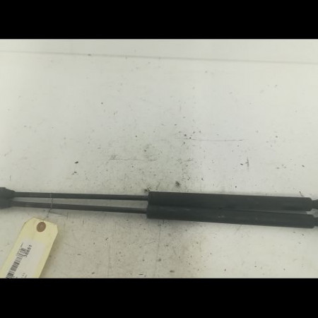 Verin droit hayon occasion RENAULT CLIO I Phase 2 03-1994->03-1996 1.9 D 7700800311