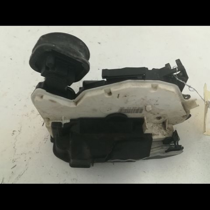 Serrure porte ard occasion VOLKSWAGEN GOLF VI Phase 1 10-2008->04-2013 1.4 TSI 16v 122ch 5K4839016M 2