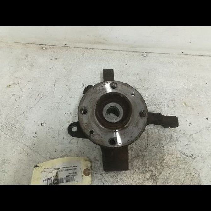 Moyeu avd occasion DACIA SANDERO I Phase 1 06-2008->10-2012 1.2 16v 75ch 6001548867 1