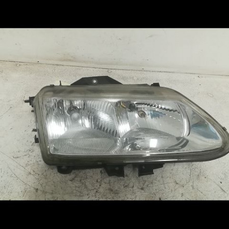 Phare droit occasion RENAULT ESPACE III Phase 1 12-1996->09-2002 2.2 DCI 130ch