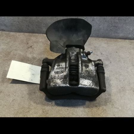 Etrier de frein avant gauche occasion VOLKSWAGEN GOLF III Phase 1 01-1992->12-1997 1.9 TDI 90ch 1H0615123BX