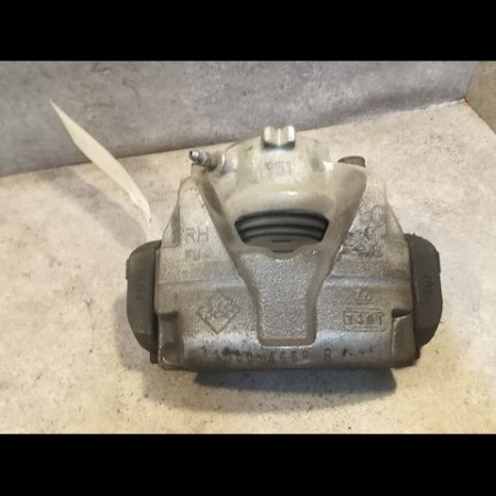 Etrier de frein avant droit occasion RENAULT MEGANE III Phase 3 10-2013->... 1.5 DCI 95ch