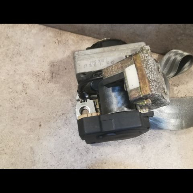 Ceinture arrière droite occasion VOLKSWAGEN PASSAT IV Phase 2 10-2000->03-2005 3B5857806DHCQ 2