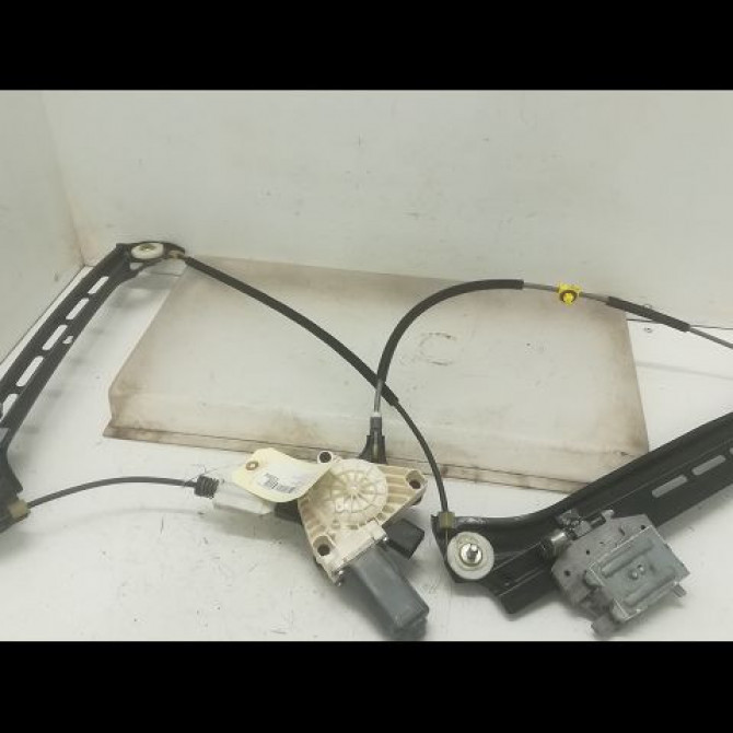 Mecanisme+moteur leve-glace avg occasion MERCEDES CLASSE E IV Phase 1 03-2009->11-2012 E 350 CDI 231ch 2077200346 2