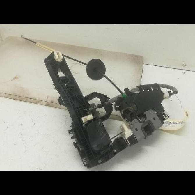 Serrure porte avg occasion MERCEDES CLASSE E IV Phase 1 03-2009->11-2012 E 350 CDI 231ch 2047202335 1