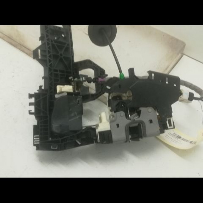 Serrure porte avg occasion MERCEDES CLASSE E IV Phase 1 03-2009->11-2012 E 350 CDI 231ch 2047202335 2