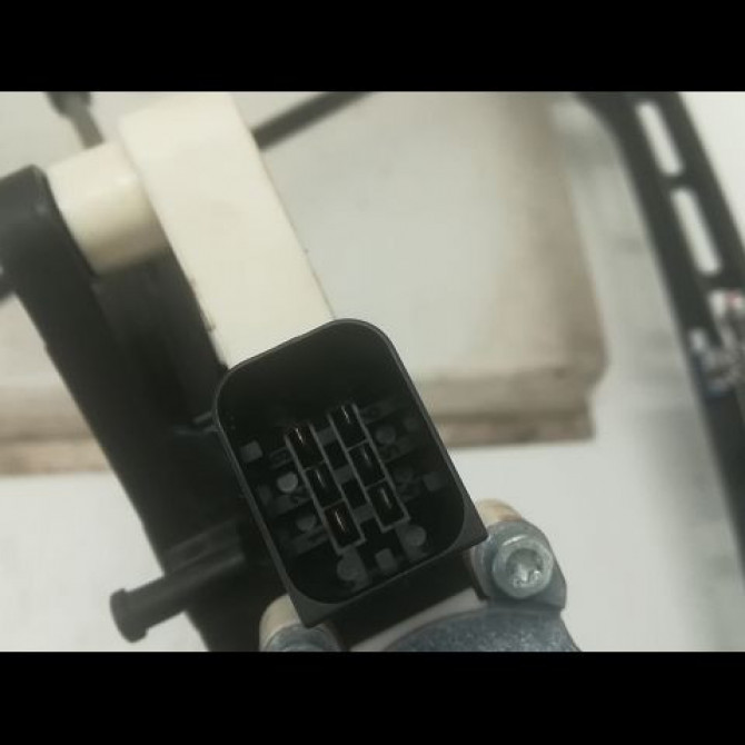 Mecanisme + moteur lève-glace avant droit occasion MERCEDES CLASSE E IV Phase 1 03-2009->11-2012 E 350 CDI 231ch 2077200846 4