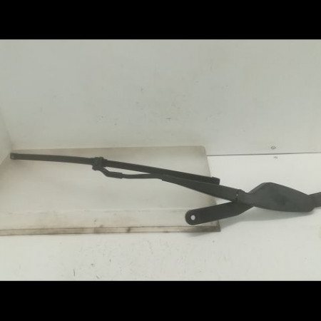 Bras essuie-glace avant droit occasion MERCEDES CLASSE E IV Phase 1 03-2009->11-2012 E 350 CDI 231ch 2078200044