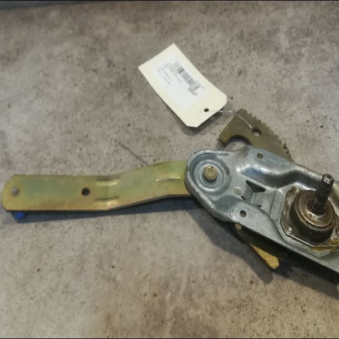 Mecanisme leve-glace arrière droit occasion FORD FIESTA III Phase 1 03-1989->01-1994 1.8 D 1