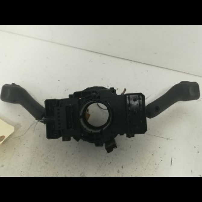 Bloc commodos occasion VOLKSWAGEN GOLF IV GOLF IV Phase 1 1998-01-01->2005-06-30 1.9 TDI 110ch 4