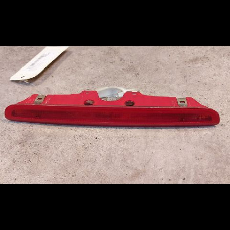 Feux stop supplementaire occasion RENAULT LAGUNA II Phase 2 03-2005->09-2007 1.9 DCI 120ch 8200002496