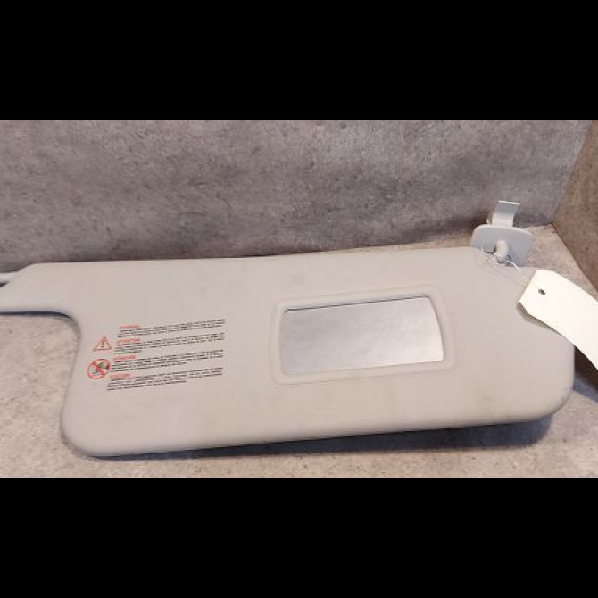 Pare-soleil droit occasion RENAULT SCENIC II Phase 1 03-2004->09-2006 1.6i 16v 8200246822 1