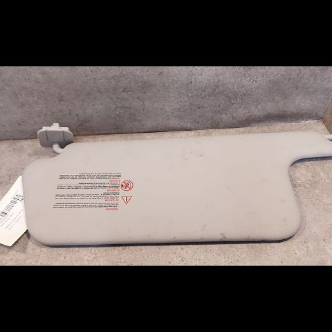 Pare-soleil droit occasion RENAULT SCENIC II Phase 1 03-2004->09-2006 1.6i 16v 8200246822 2