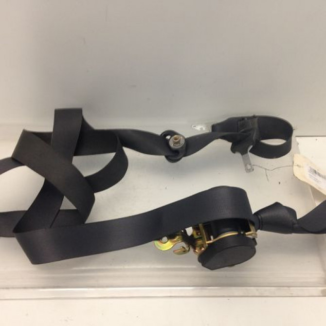 Ceinture avant droite occasion RENAULT MEGANE II Phase 2 01-2006->06-2009 1.9 DCI 130ch 8200699577 1