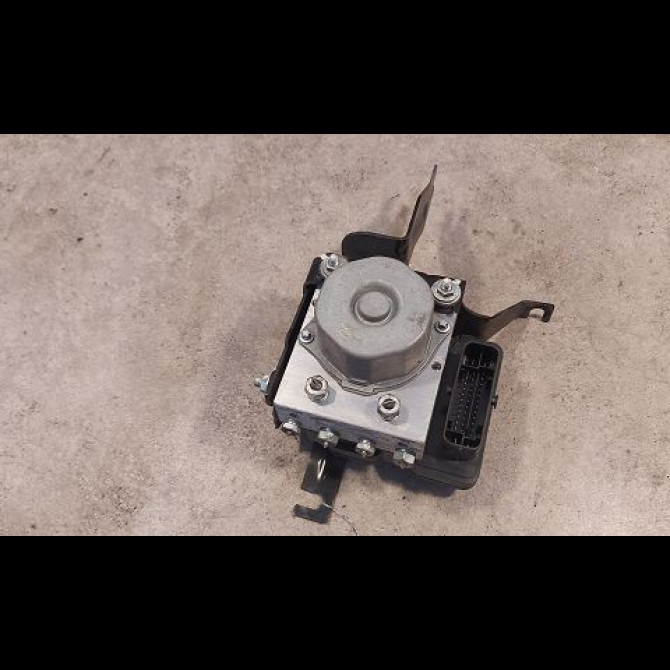 Unité hydraulique ABS occasion BOLLORE BLUECAR Phase 1 01-2011->... ELEC 2