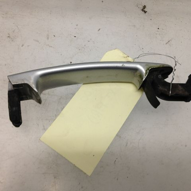 Poignee ext porte ard occasion VOLKSWAGEN PASSAT IV Phase 2 10-2000->03-2005 1.9 TDI 130ch 1