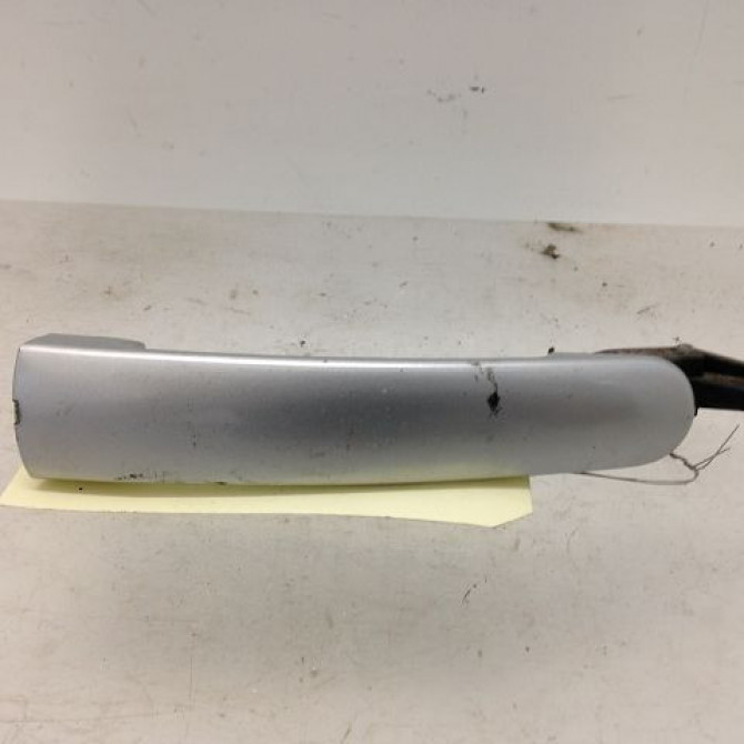 Poignee ext porte ard occasion VOLKSWAGEN PASSAT IV Phase 2 10-2000->03-2005 1.9 TDI 130ch 2