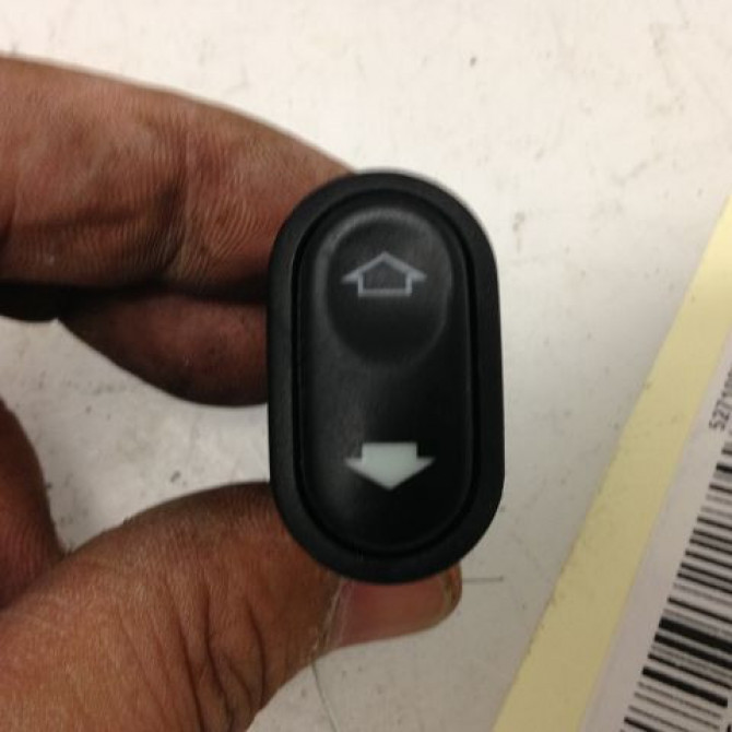 Commande lève-glace porte avant droite occasion FORD MONDEO I Phase 2 10-1996->09-2000 1.8 1