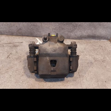 Etrier de frein avant droit occasion SUZUKI BALENO Phase 1 10-1996->02-2002 1.9 TD