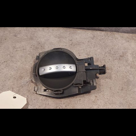 Poignee int porte avg occasion CITROEN C2 Phase 1 09-2003->10-2008 1.1i 9143J2